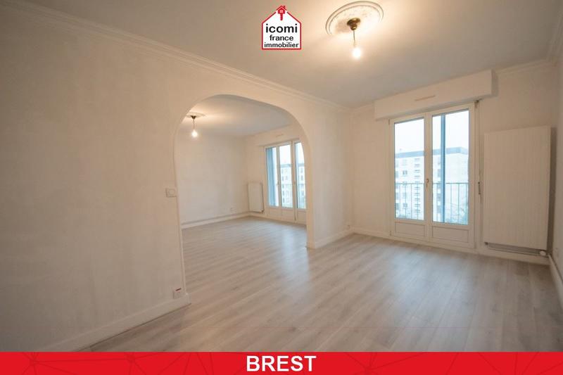 Appartement - 100 m² - 5 pièces