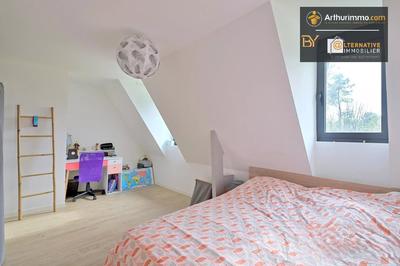 Maison - 205 m² - 8 pièces