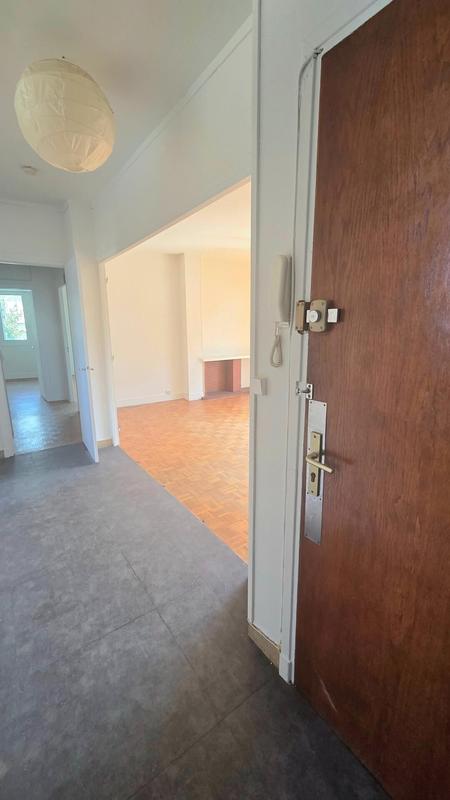 Appartement - 83 m² - 5 pièces