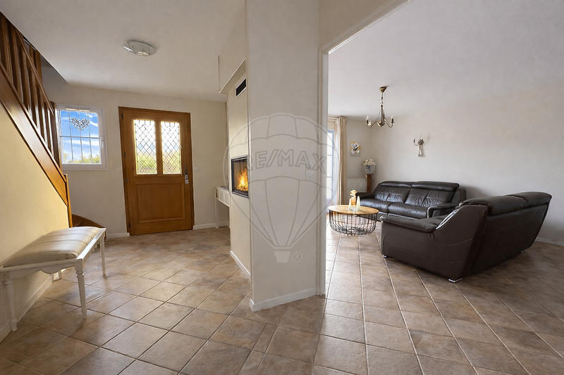 Maison - 177 m² - 7 pièces