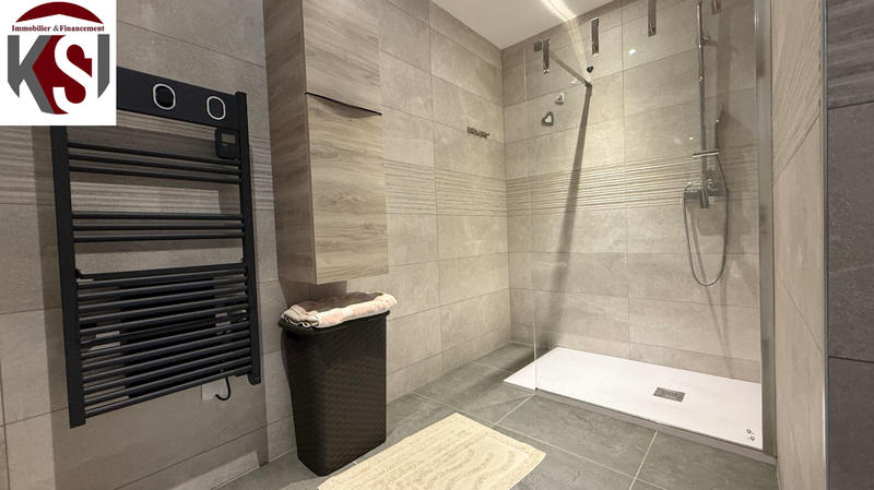 Appartement - 64 m² - 3 pièces