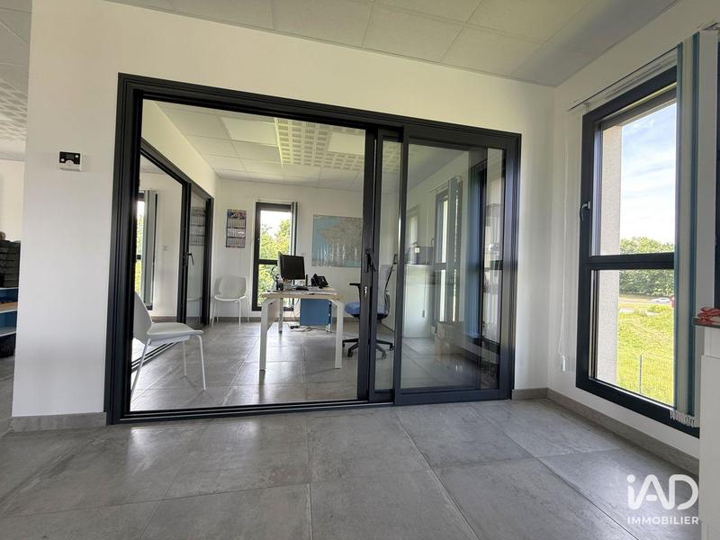 Local commercial - 194 m²