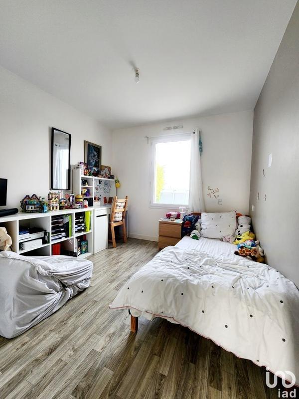 Maison - 99 m² - 5 pièces