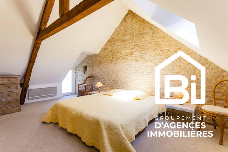 Maison en pierre - 172 m² - 7 pièces