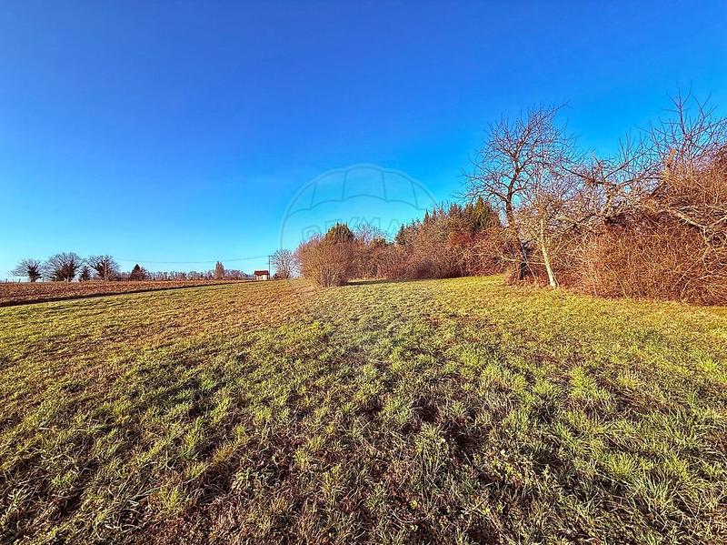 Terrain constructible - 2 651 m²