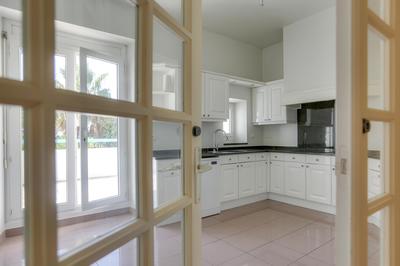 Appartement - 130 m² - 4 pièces