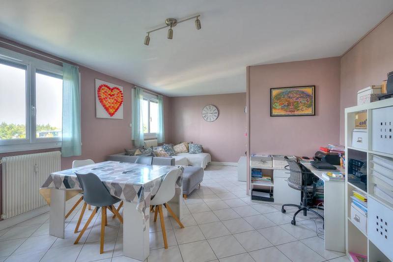 Appartement - 88 m² - 5 pièces