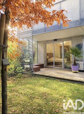 Appartement - 90 m² - 4 pièces