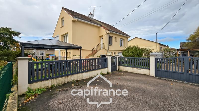 Maison - 109 m² - 7 pièces