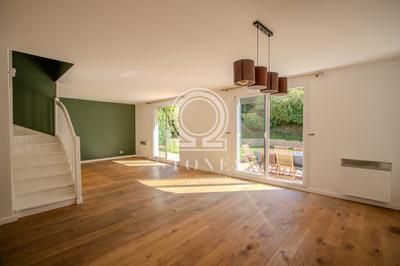 Maison ancienne - 163 m² - 7 pièces