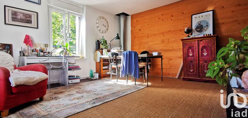 Maison - 200 m² - 7 pièces