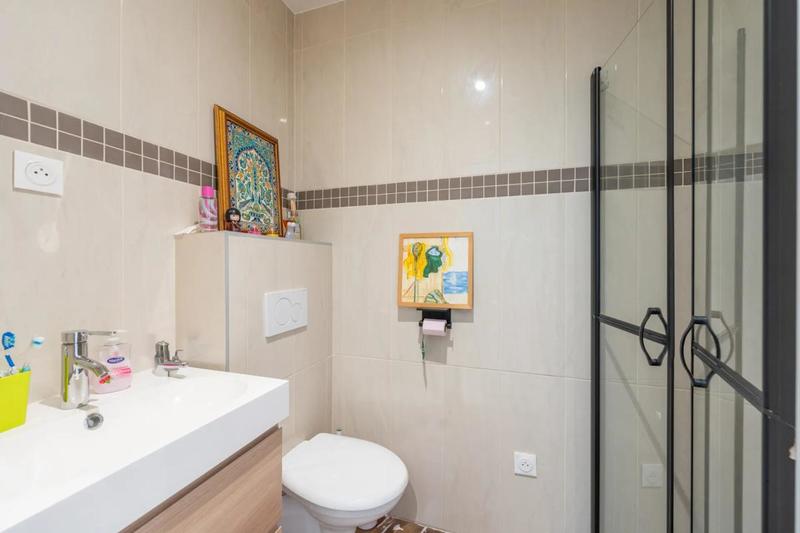 Appartement - 212 m² - 5 pièces