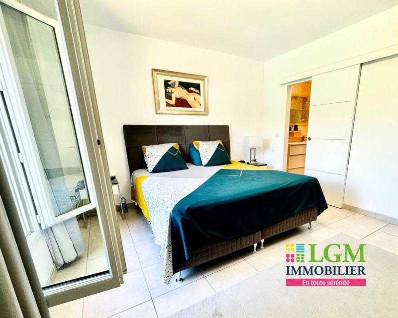 Villa - 206 m² - 6 pièces