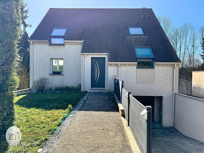 Maison - 150 m² - 6 pièces