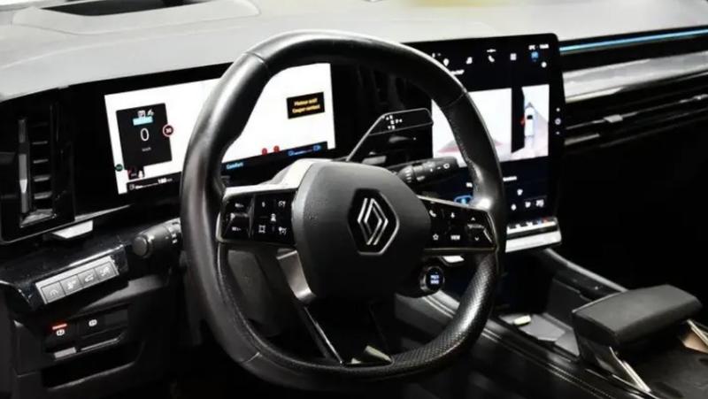 Renault Austral E-tech full hybride 200 cv iconic