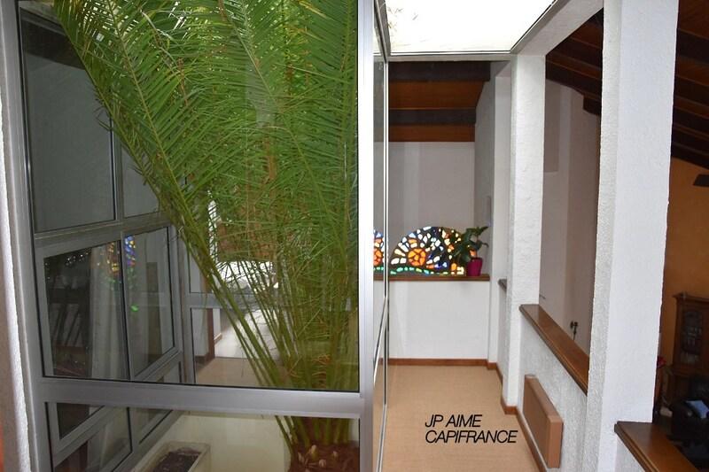 Maison - 200 m² - 8 pièces