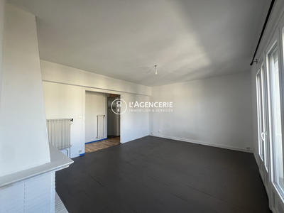 Appartement - 75 m² - 3 pièces