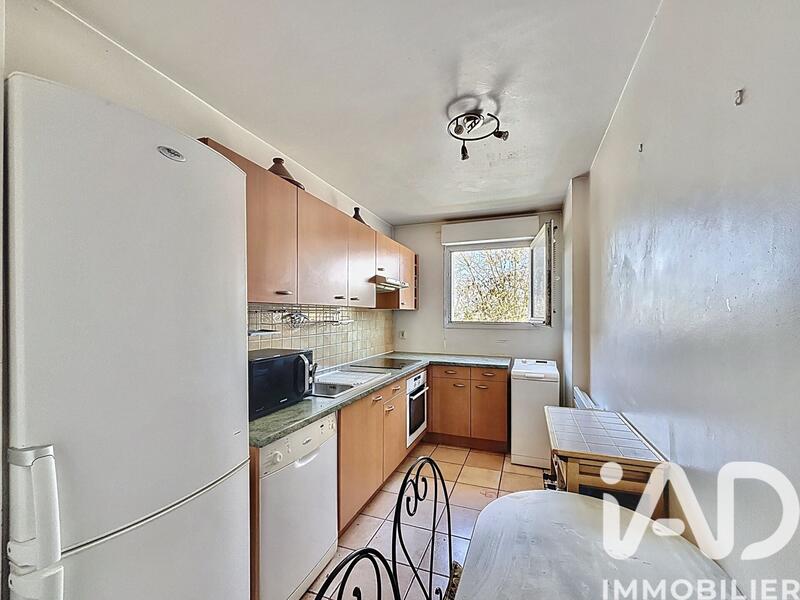 Appartement - 90 m² - 4 pièces