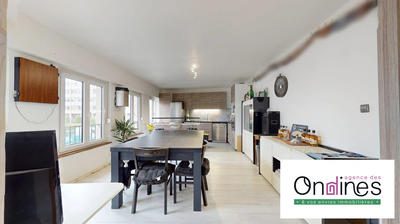 Appartement - 81 m² - 4 pièces