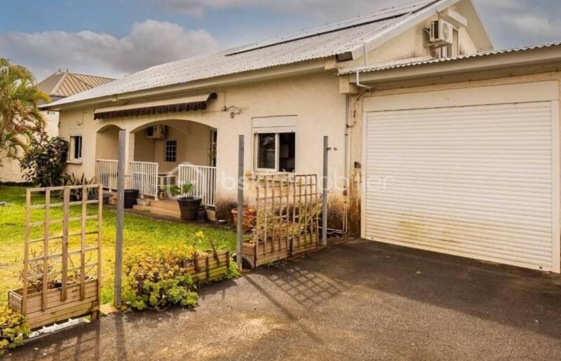 Maison - 185 m² - 8 pièces