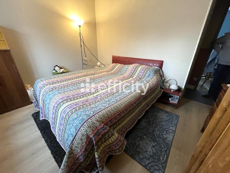 Appartement ancien - 61 m² - 3 pièces