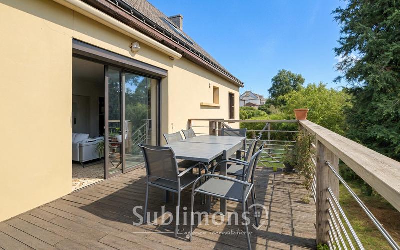 Maison traditionnelle - 157 m² - 6 pièces