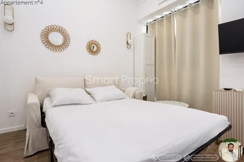 Appartement - 100 m² - 9 pièces