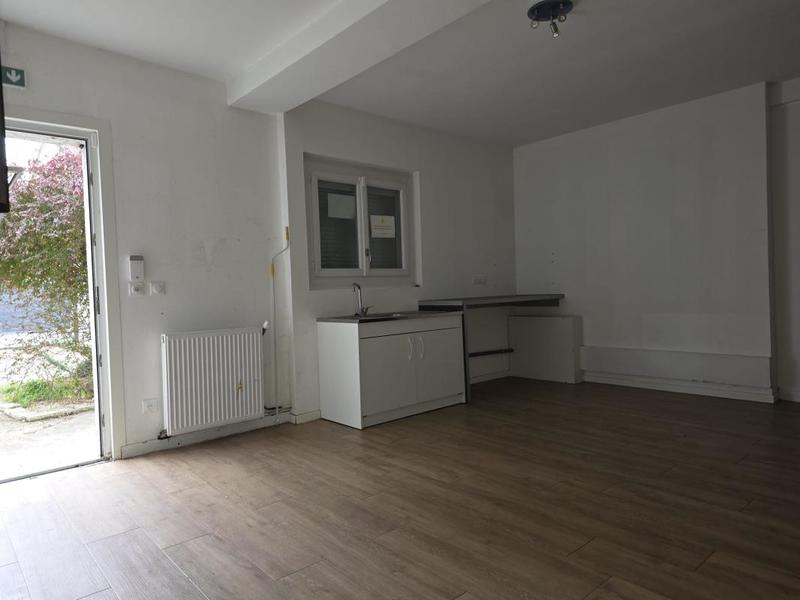 Maison traditionnelle - 200 m² - 9 pièces