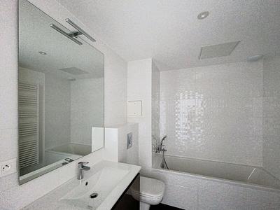 Appartement - 107 m² - 5 pièces