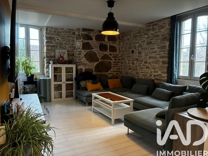 Maison de village - 221 m² - 10 pièces