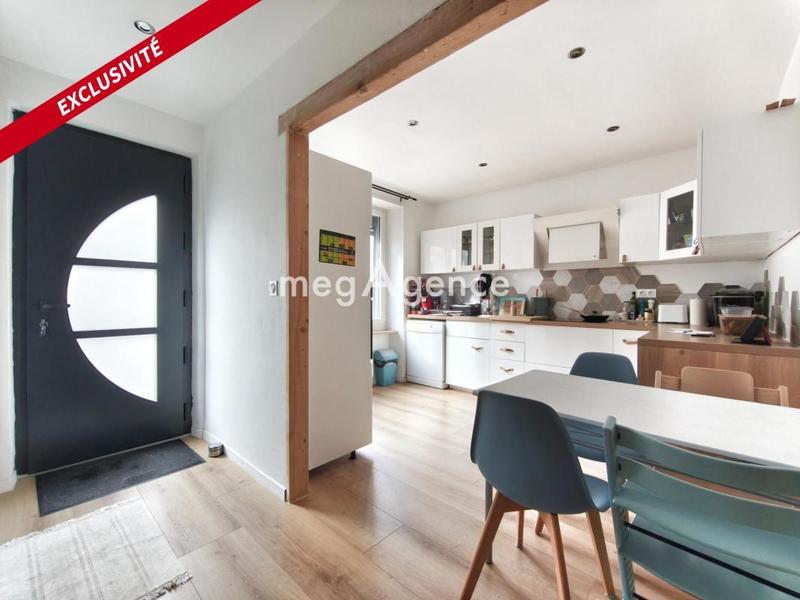 Maison - 85 m² - 4 pièces