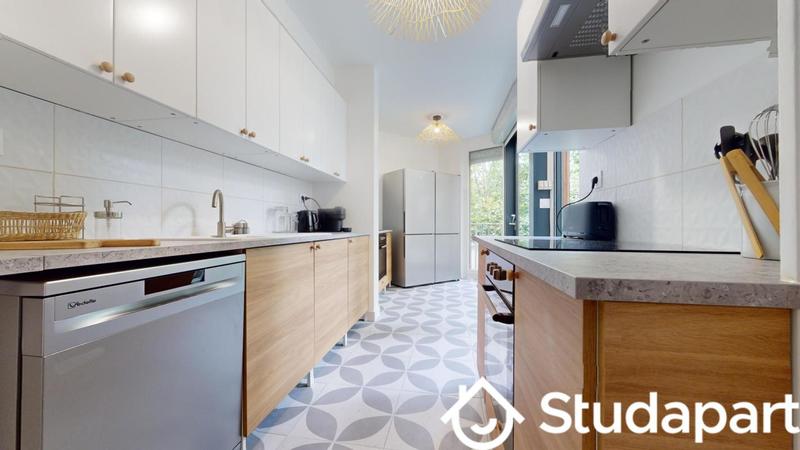 Chambre - 11 m² - 1 pièce