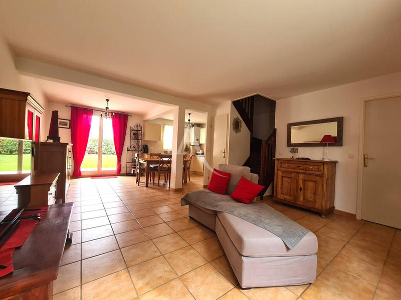 Maison - 74 m² - 5 pièces