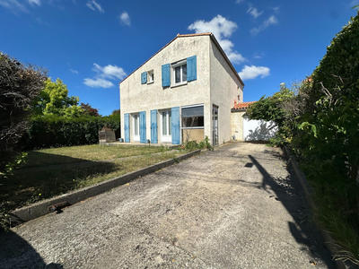 Maison - 120 m² - 6 pièces