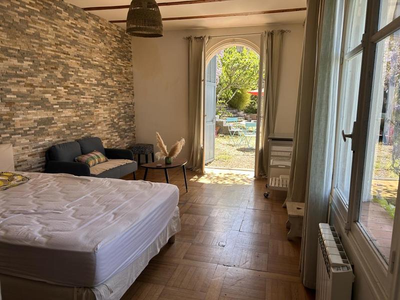 Maison - 201 m² - 5 pièces