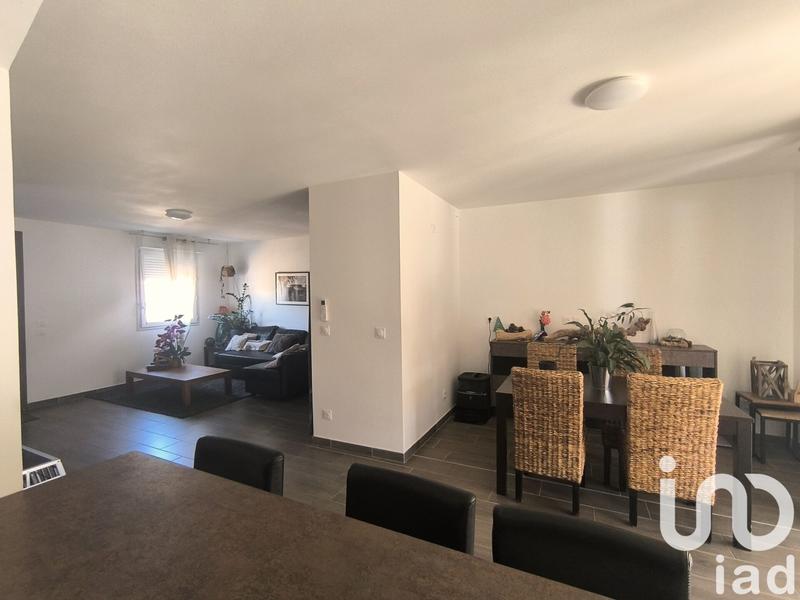 Maison - 93 m² - 4 pièces