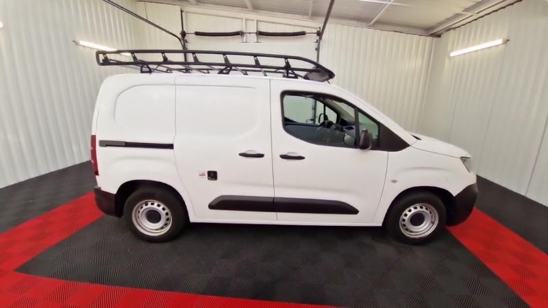 Peugeot Partner Bhdi 100 s&amp;S Standard 650kg Premium