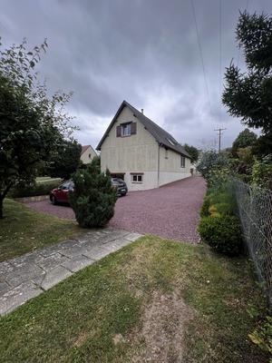 Maison traditionnelle - 144 m² - 7 pièces