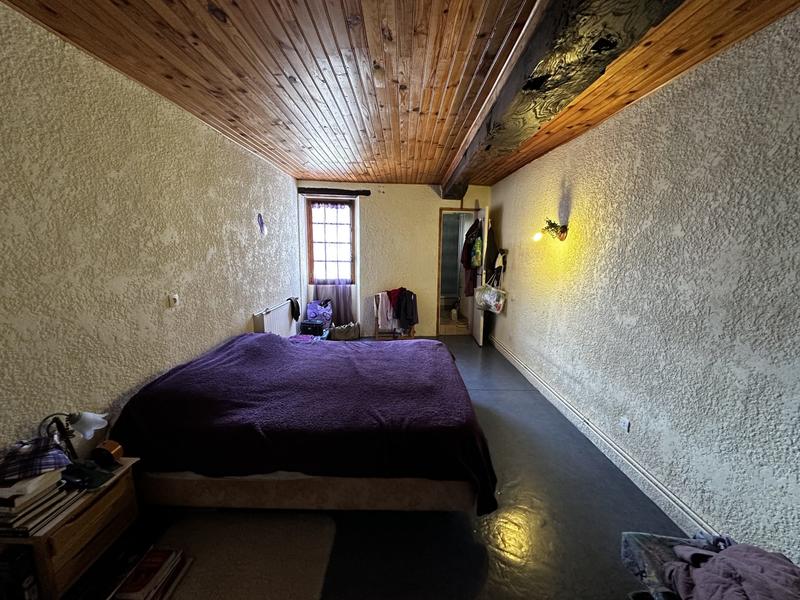 Maison traditionnelle - 186 m² - 6 pièces