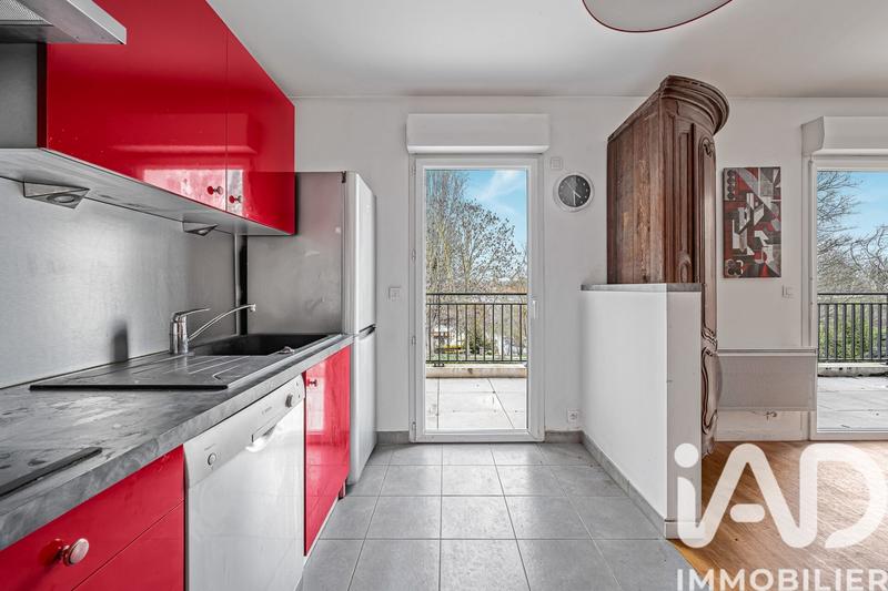 Appartement - 90 m² - 4 pièces