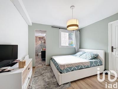 Maison - 92 m² - 5 pièces