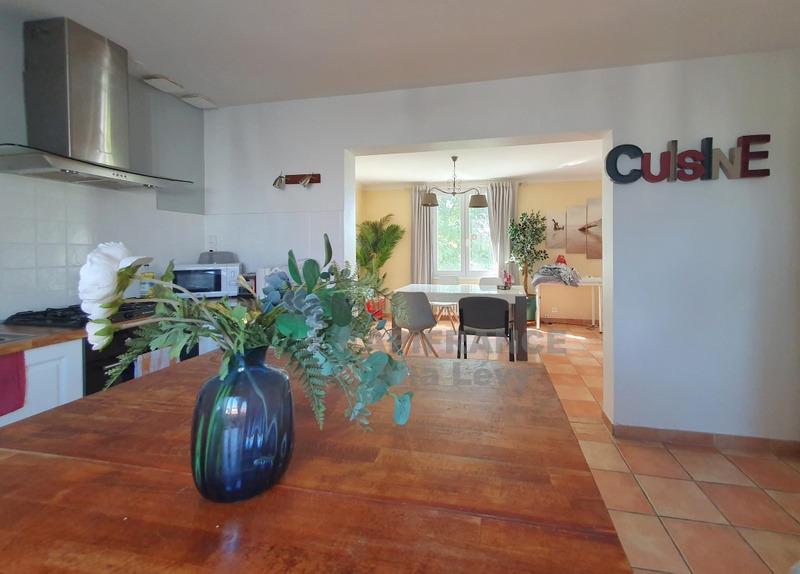 Maison - 135 m² - 6 pièces