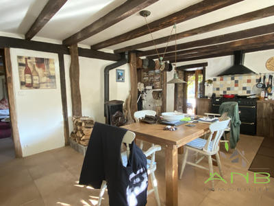 Maison - 180 m² - 6 pièces