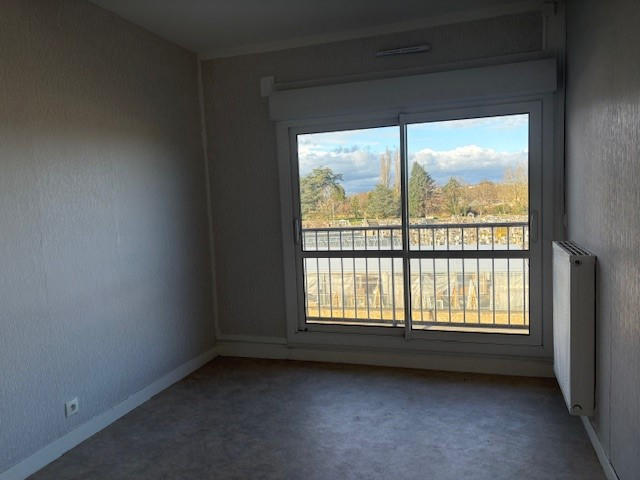 Appartement - 104 m² - 5 pièces