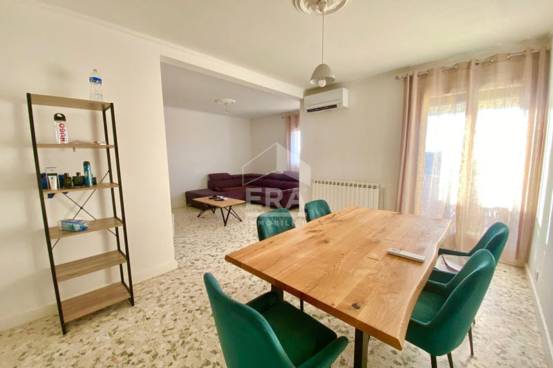 Appartement - 83 m² - 3 pièces