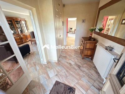 Maison - 160 m² - 7 pièces