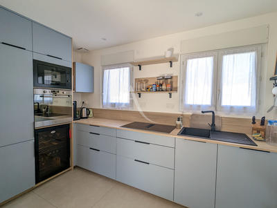 Maison - 80 m² - 5 pièces