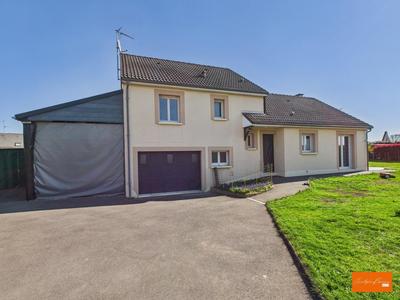 Maison - 100 m² - 6 pièces