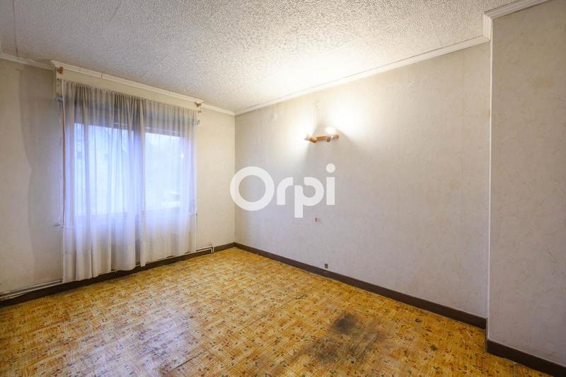 Maison - 96 m² - 5 pièces