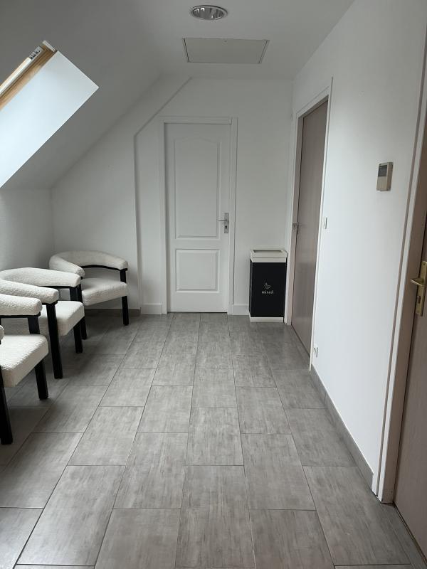 Bureau - 17 m² - 1 pièce